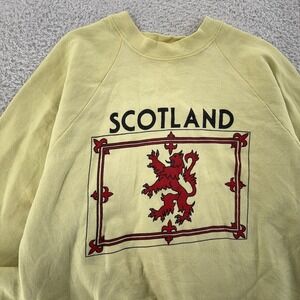 Vintage Scotland Sweatshirt BOXY SMALL Yellow Lion Rampant Crewneck 90s Pullover
